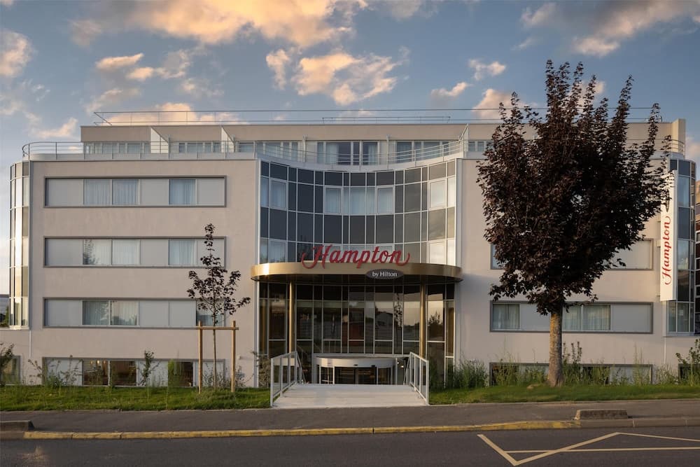 Hampton By Hilton Paris Charles De Gaulle Airport