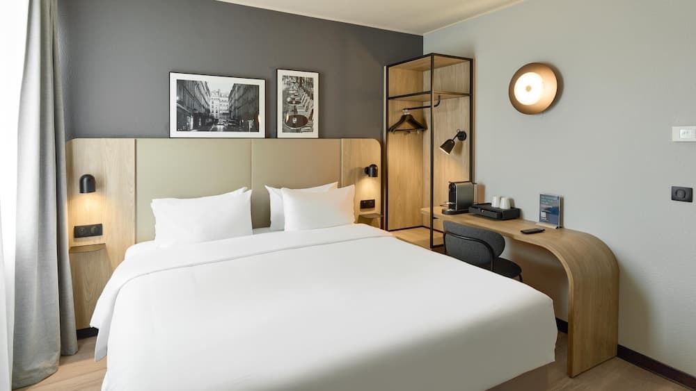 Campanile PRIME - Paris Pantin