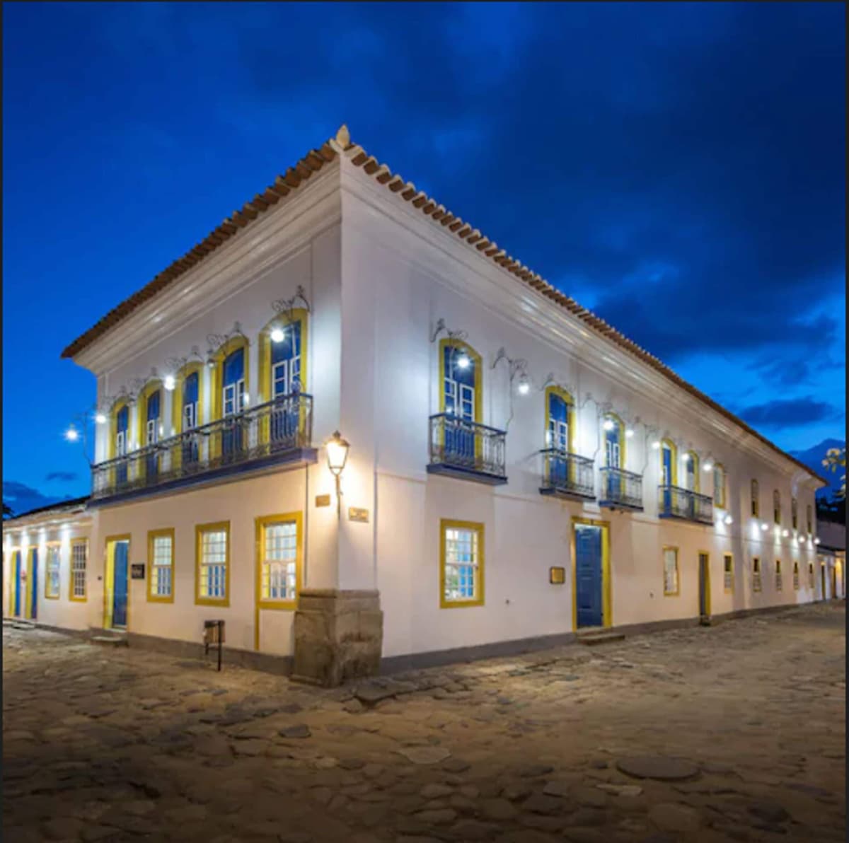 Sandi Hotel