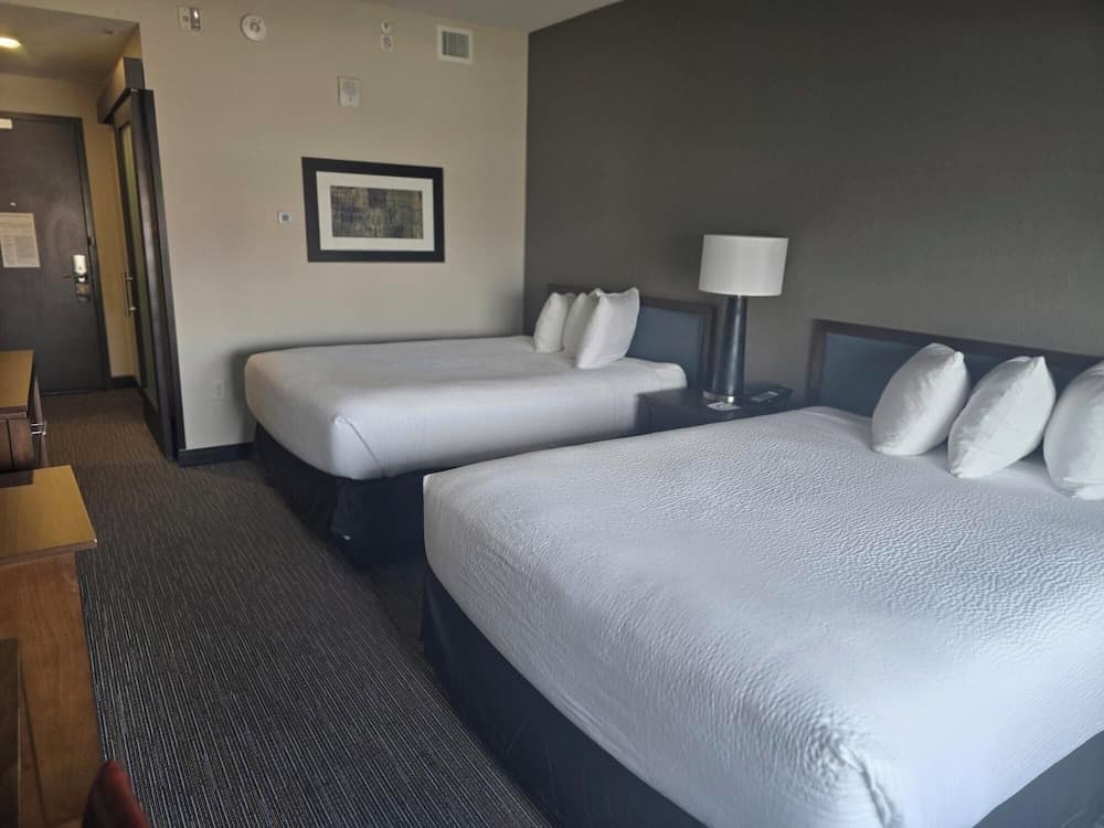 City Express by Marriott Denver Airport