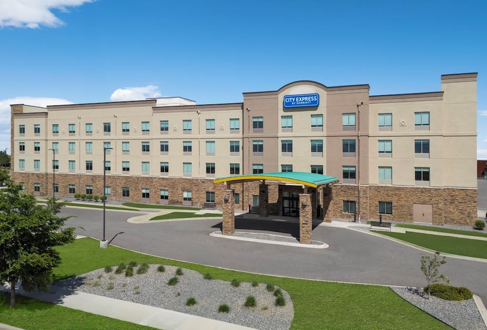 City Express by Marriott Denver Airport