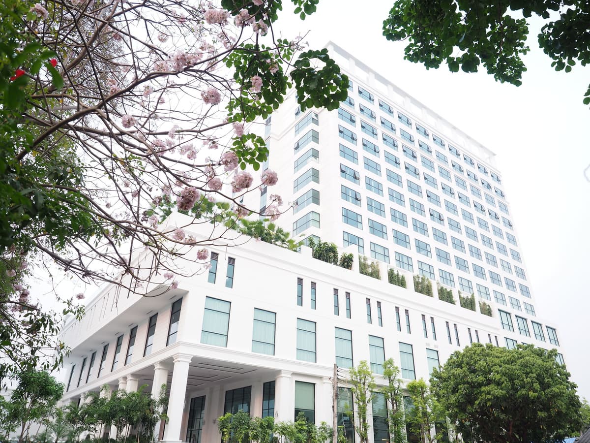 Empress Premier Hotel