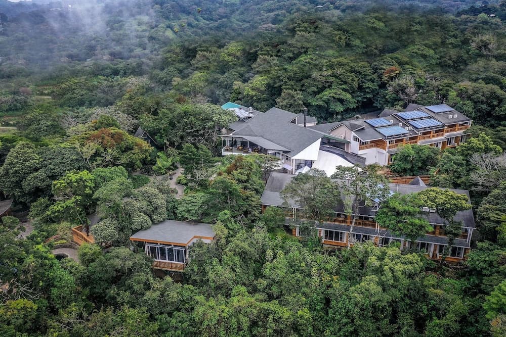 Monteverde Lodge by Böëna