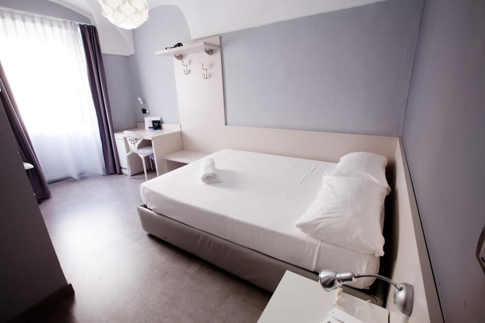 Adalesia Hotel & Coffee