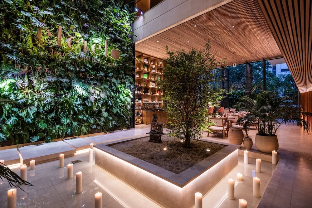 El Cielo Hotel & Restaurant