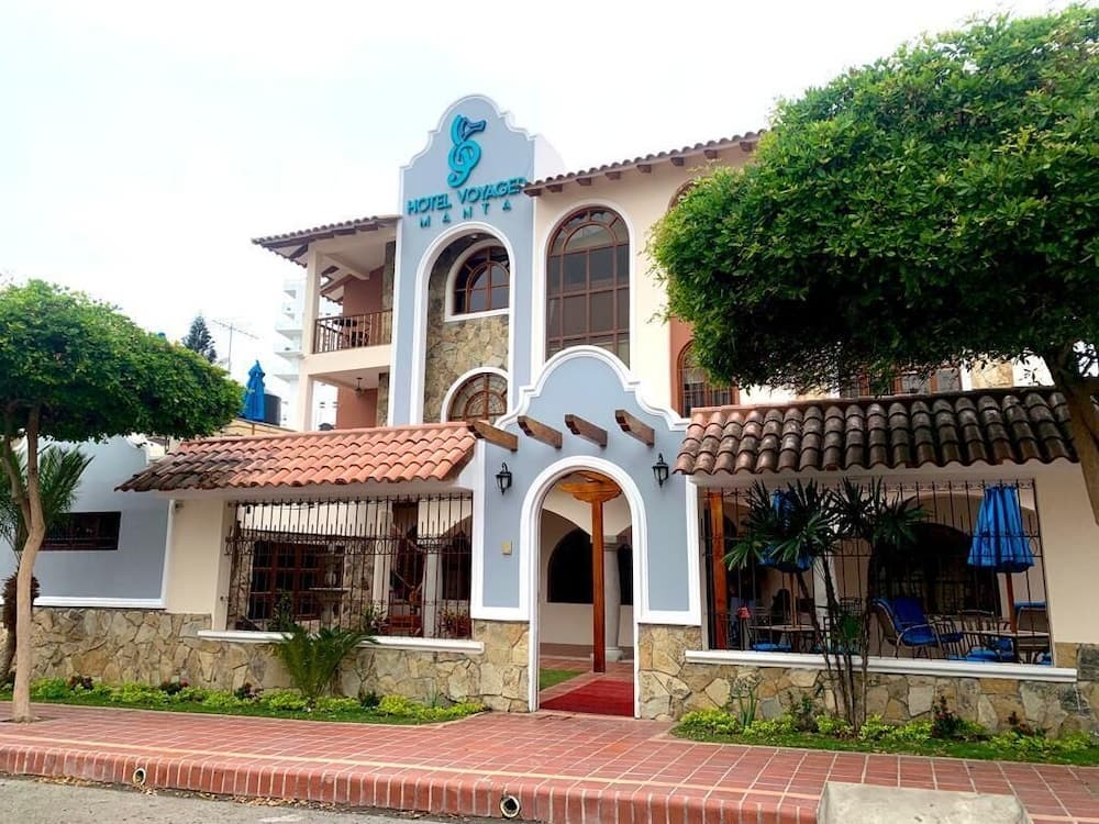 Hotel Voyager Manta