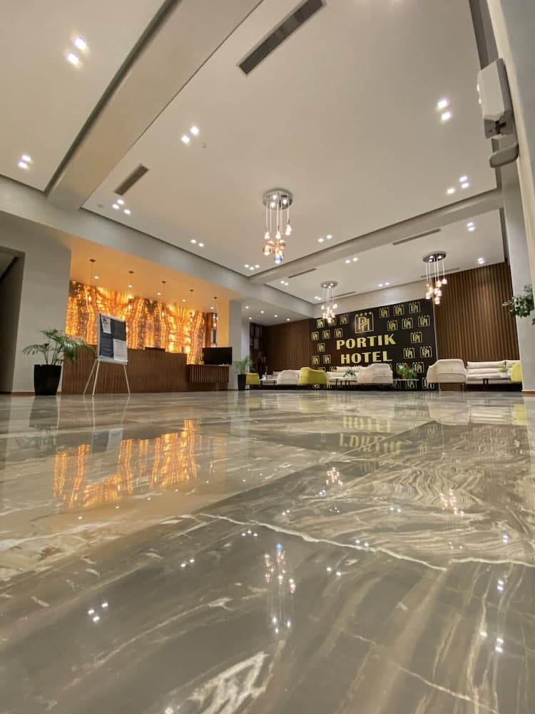 Portik Hotel