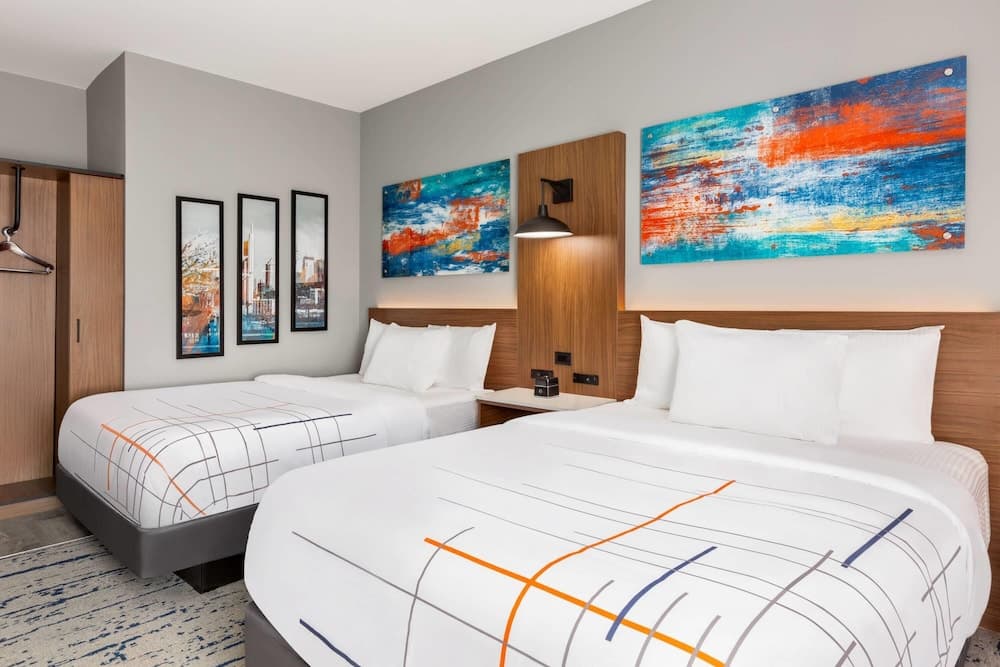 La Quinta Inn & Suites By Wyndham Mount Laurel / Moorestown