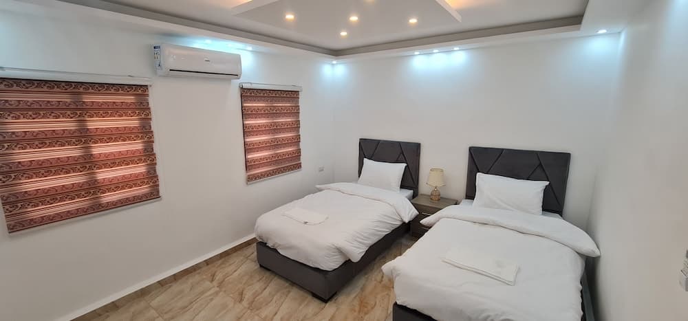 Nabateans Home Hotel