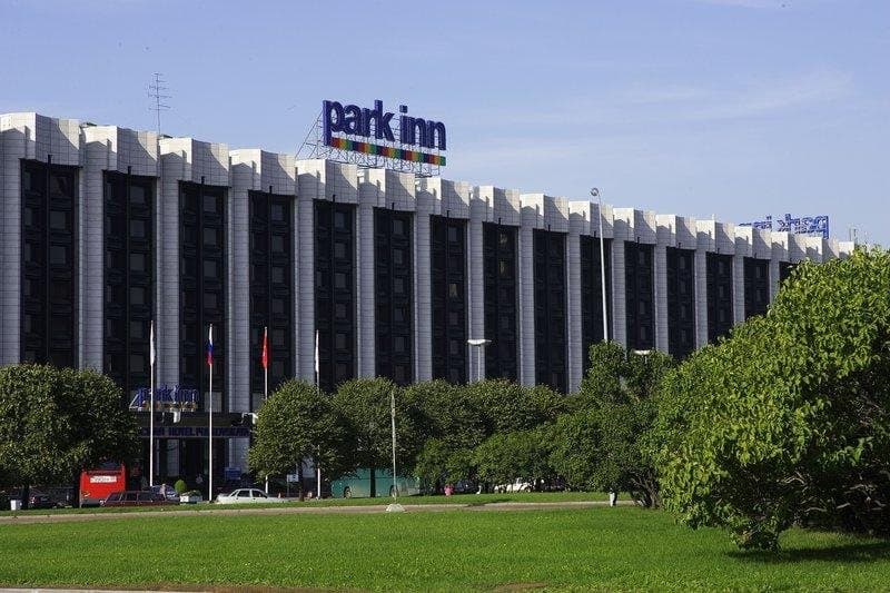 Cosmos Saint-Petersburg Pulkovskaya Hotel; a member of Radisson Individuals
