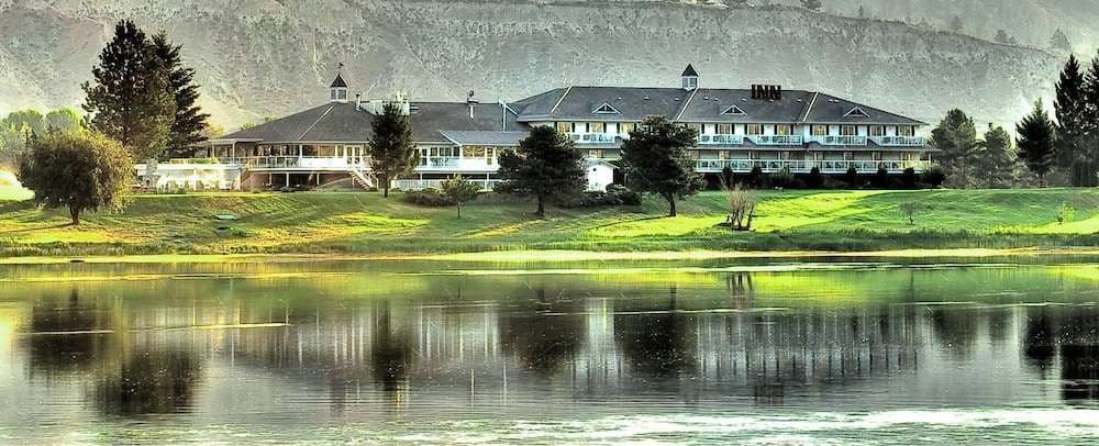 SOUTH THOMPSON INN & CONFERENCE CENTER
