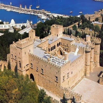 Palace of the Grand Master and Historical Center Tour - Rodas