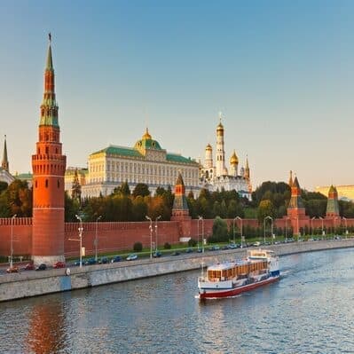 Kremlin Palace, Moscow Metro, Arbat Street and Nazım Hikmet's Grave Tour - موسكو