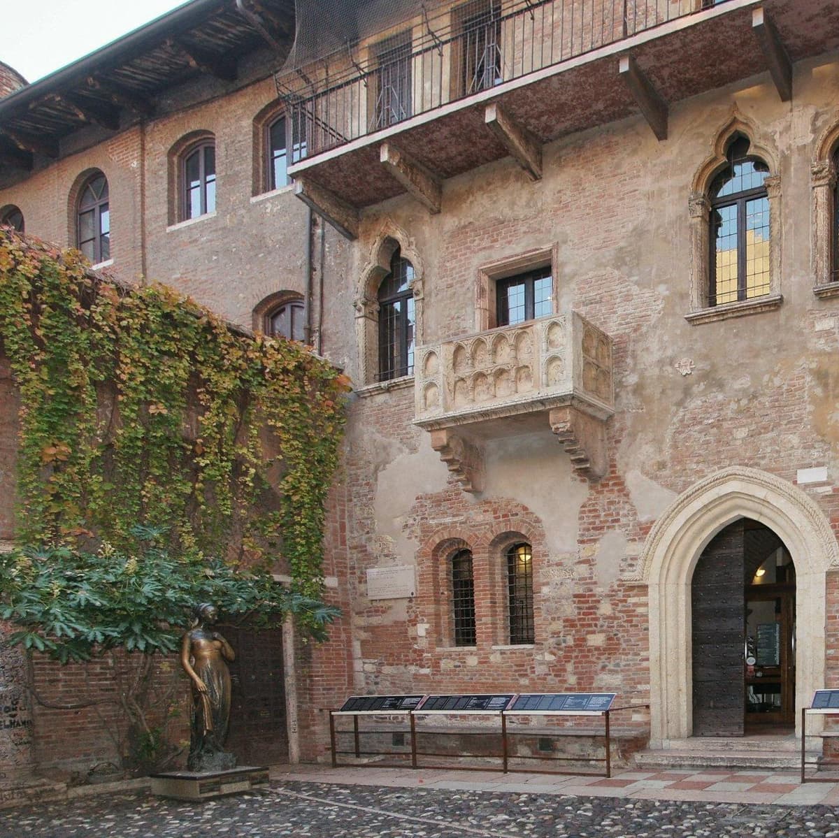 DÍA 9 ZÚRICH • VERONA • VENECIA (Sábado) - Veneza