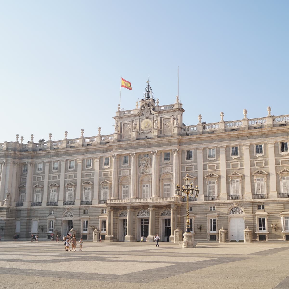 Gennaio 03 2027 – Domenica – MADRID  - Madrid