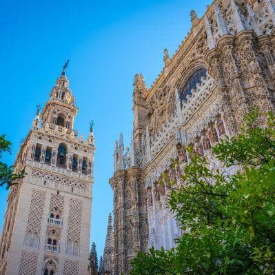 La Cattedrale di Siviglia con la torre della Giralda - Seville