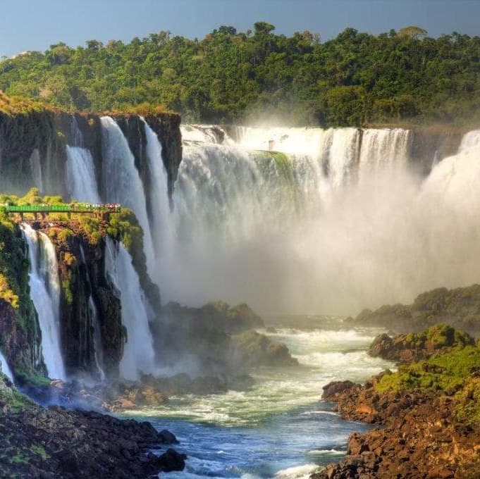 Iguazú Falls, Argentine Side The heart of one of the world’s natural wonders - 伊瓜蘇港
