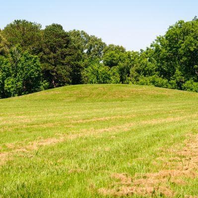 a Natchez visita dell’Emerald Mound, uno degli Indian Mound, tumuli funerari rimasti (Incluso) - Natchez MS