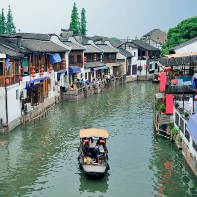 Ammirare il fascino dei canali di Zhujiajiao   - Shanghai