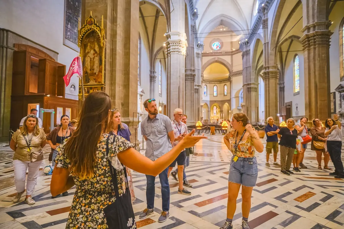 Salta la Fila: Visita Guiada a la Catedral del Duomo de Florencia en Grupo Reducido