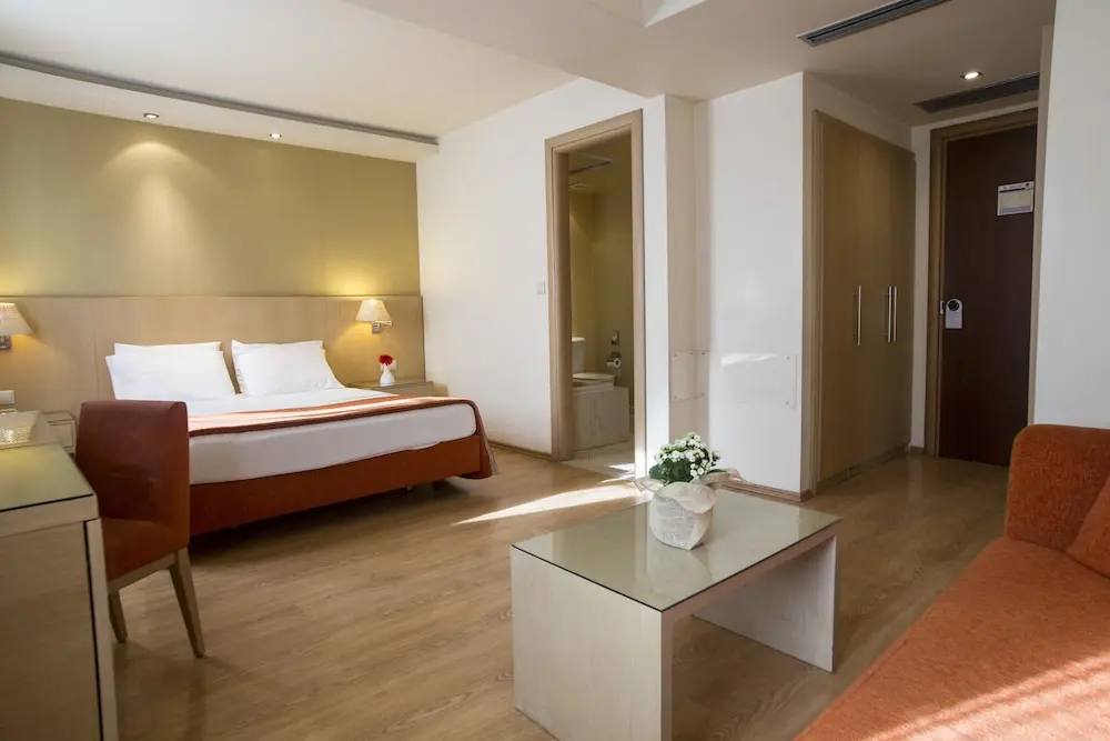 Davitel Tobacco Hotel