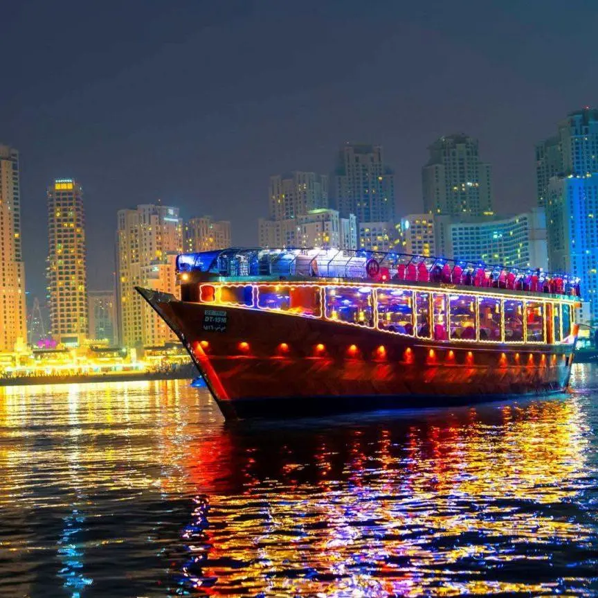 Dinner Dhow Cruise  (zona Creek) - Dubai