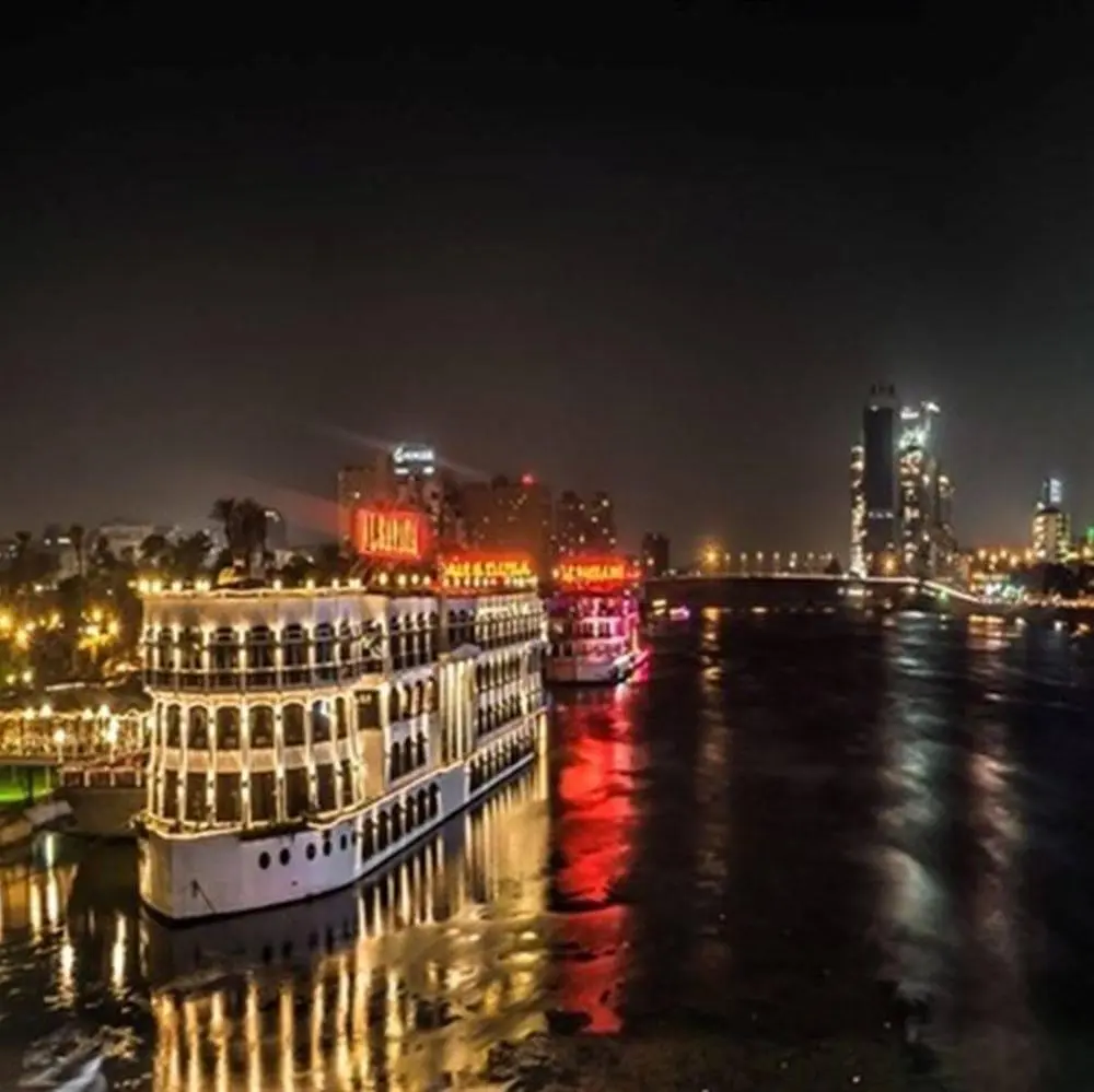 Dinner with Show in Floating Restaurant - Kaherah