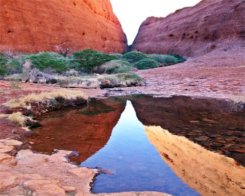 Australia Tierra DE Aborigenes (Domingo, Jueves, Lunes, Martes, Sábado, Viernes, Miércoles) – abr 2027 a mar 2028