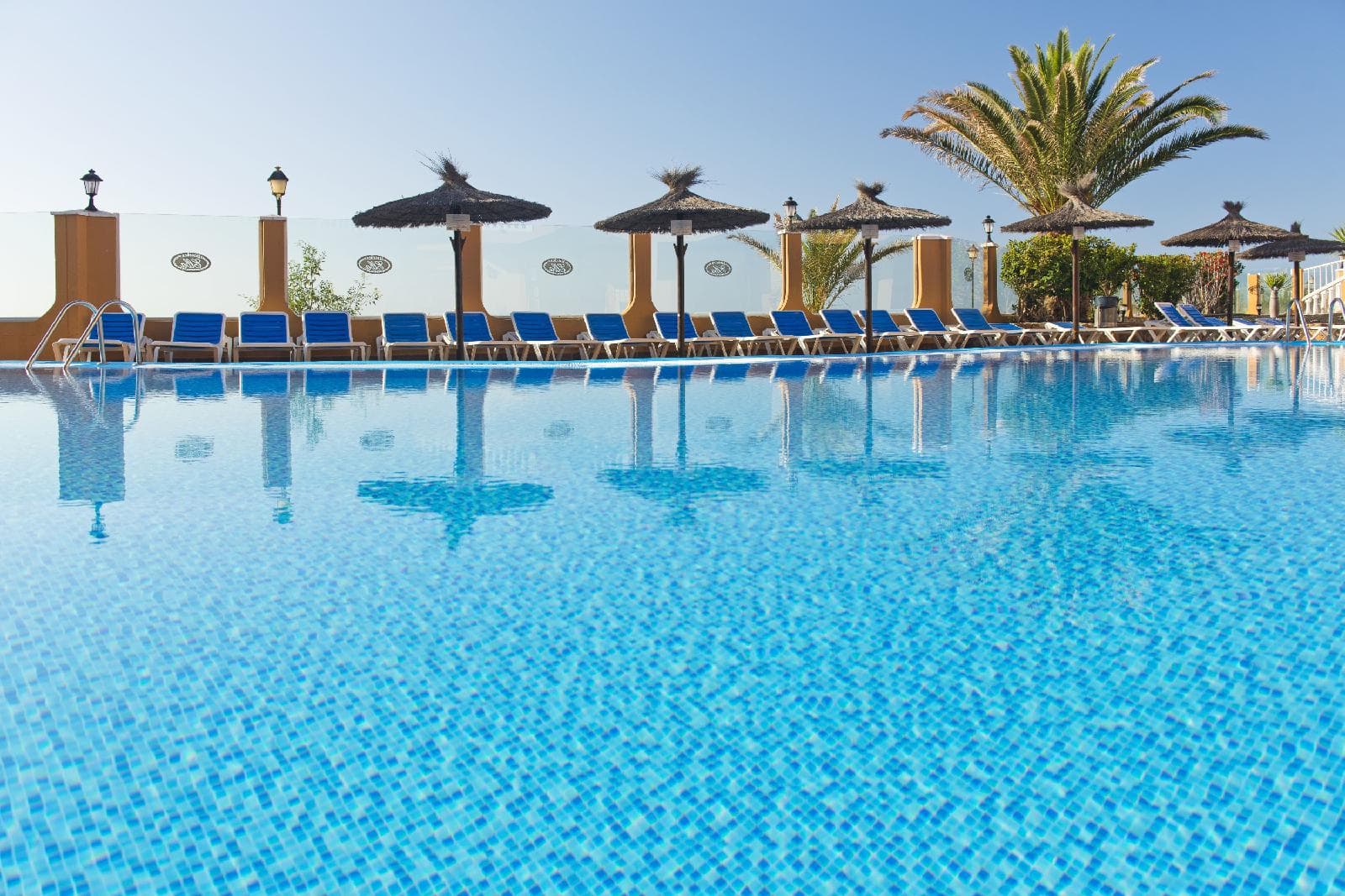 Elba Castillo San Jorge & Antigua Suite Hotel