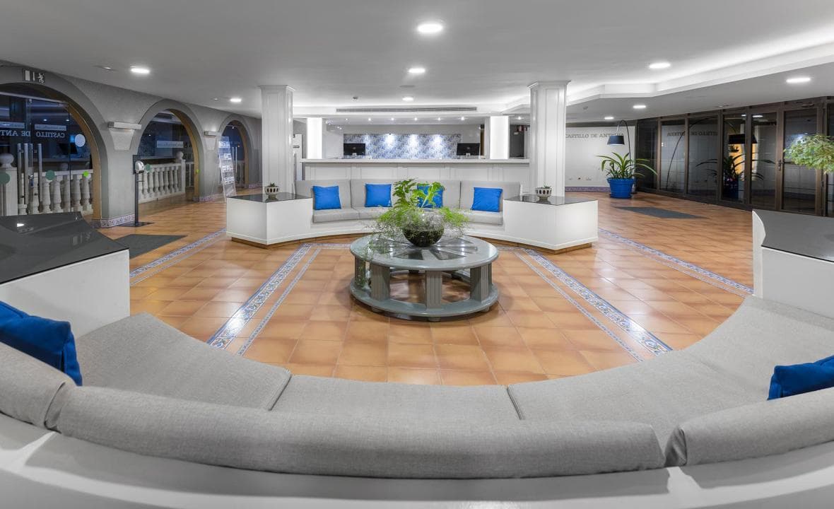 Elba Castillo San Jorge & Antigua Suite Hotel