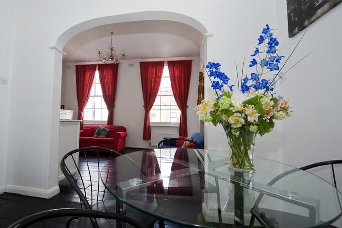 Victoria Apartments, 