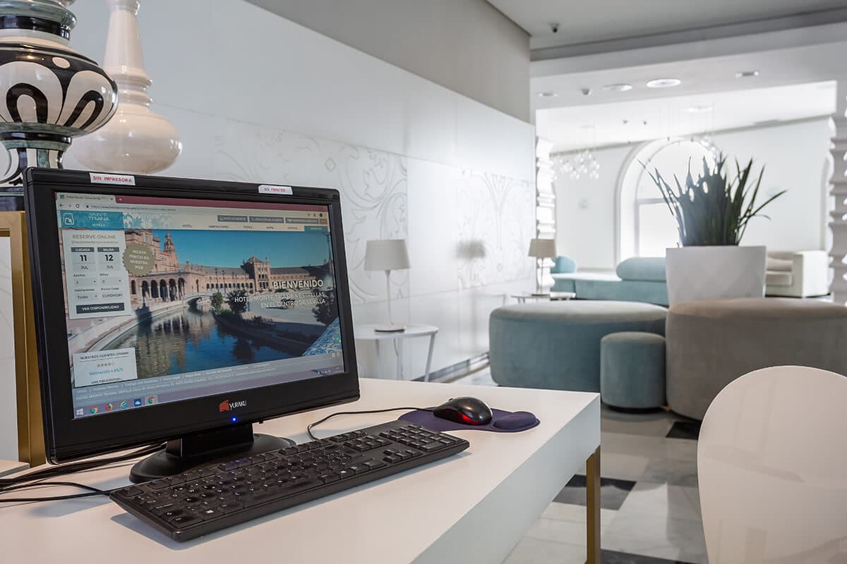 Monte Triana Hotel