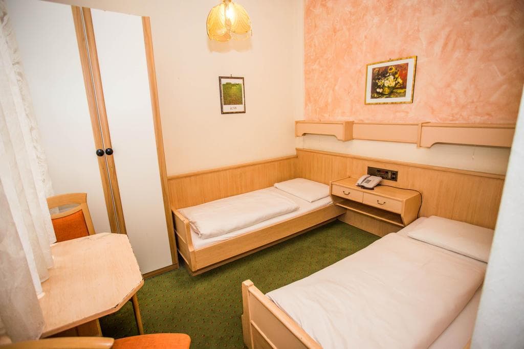 Hotel Hadrigan