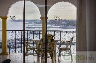 Park Plaza Suites