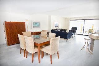 Park Plaza Suites
