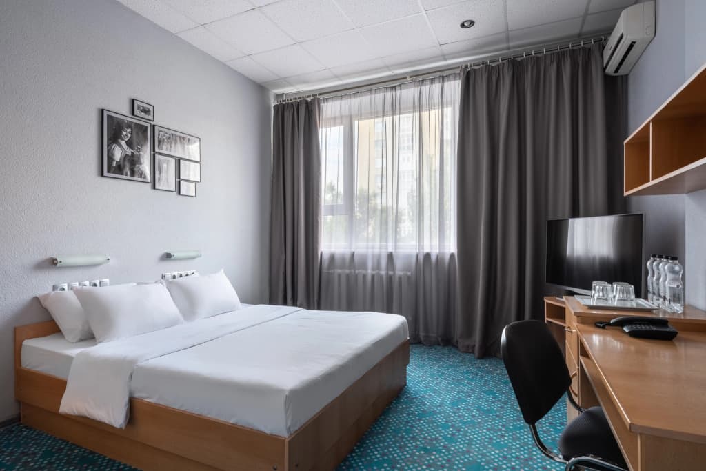 Marins Rostov on Don Hotel