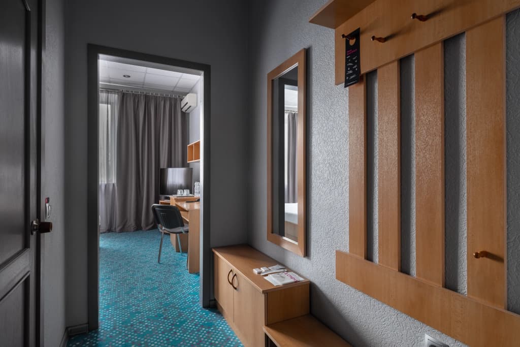 Marins Rostov on Don Hotel