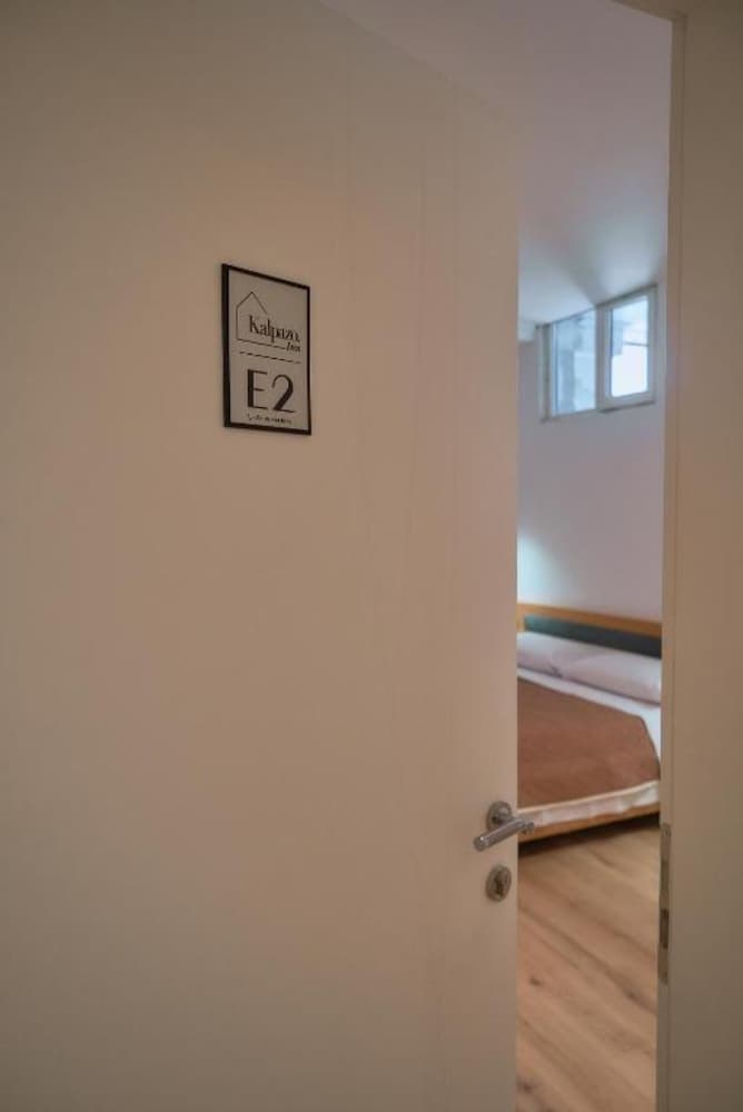 Kalpazo Inn Tirana