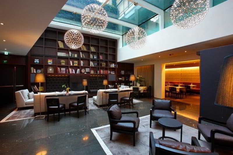 Milano Scala, GENERAL