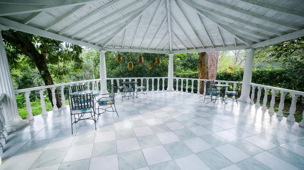 Portón de Occidente by Bernalo Hotels