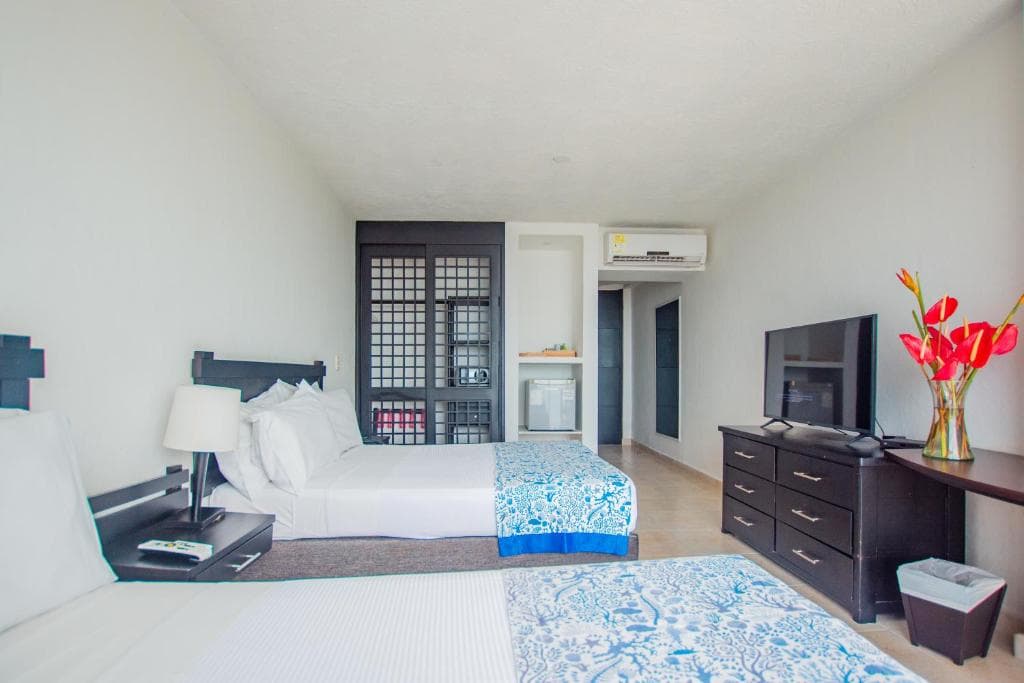 Tamaca Beach Resort