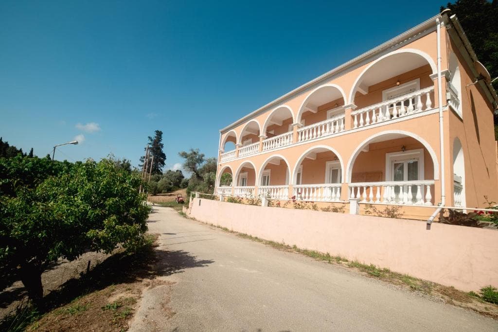Angeliki Apartments