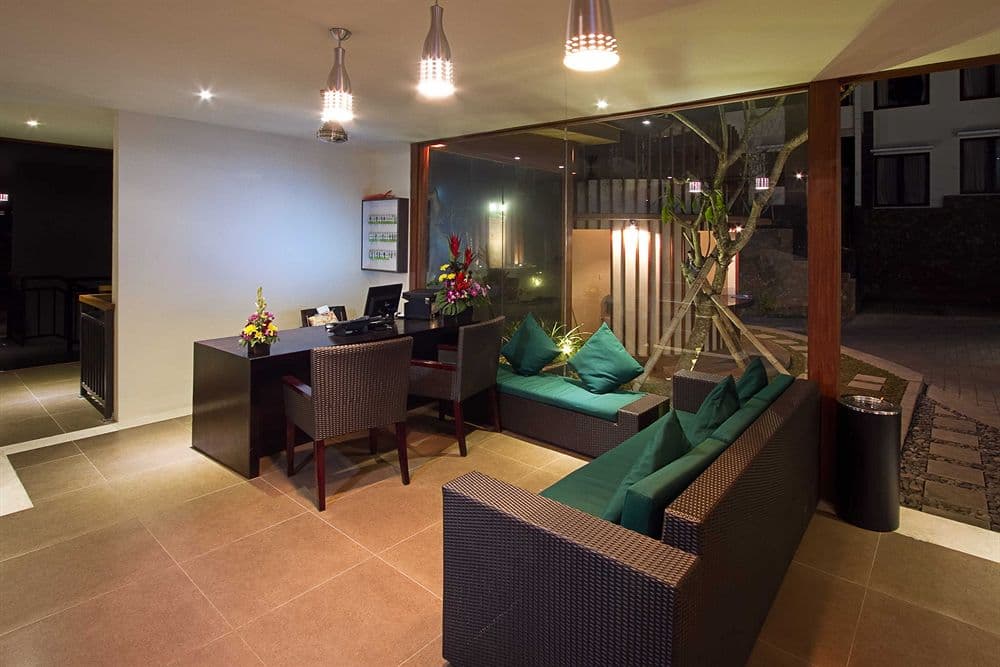 DenBukit Residence & Suite