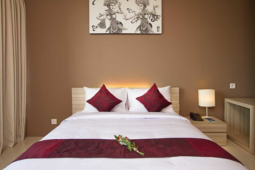 DenBukit Residence & Suite