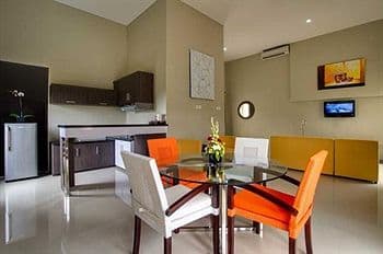 DenBukit Residence & Suite
