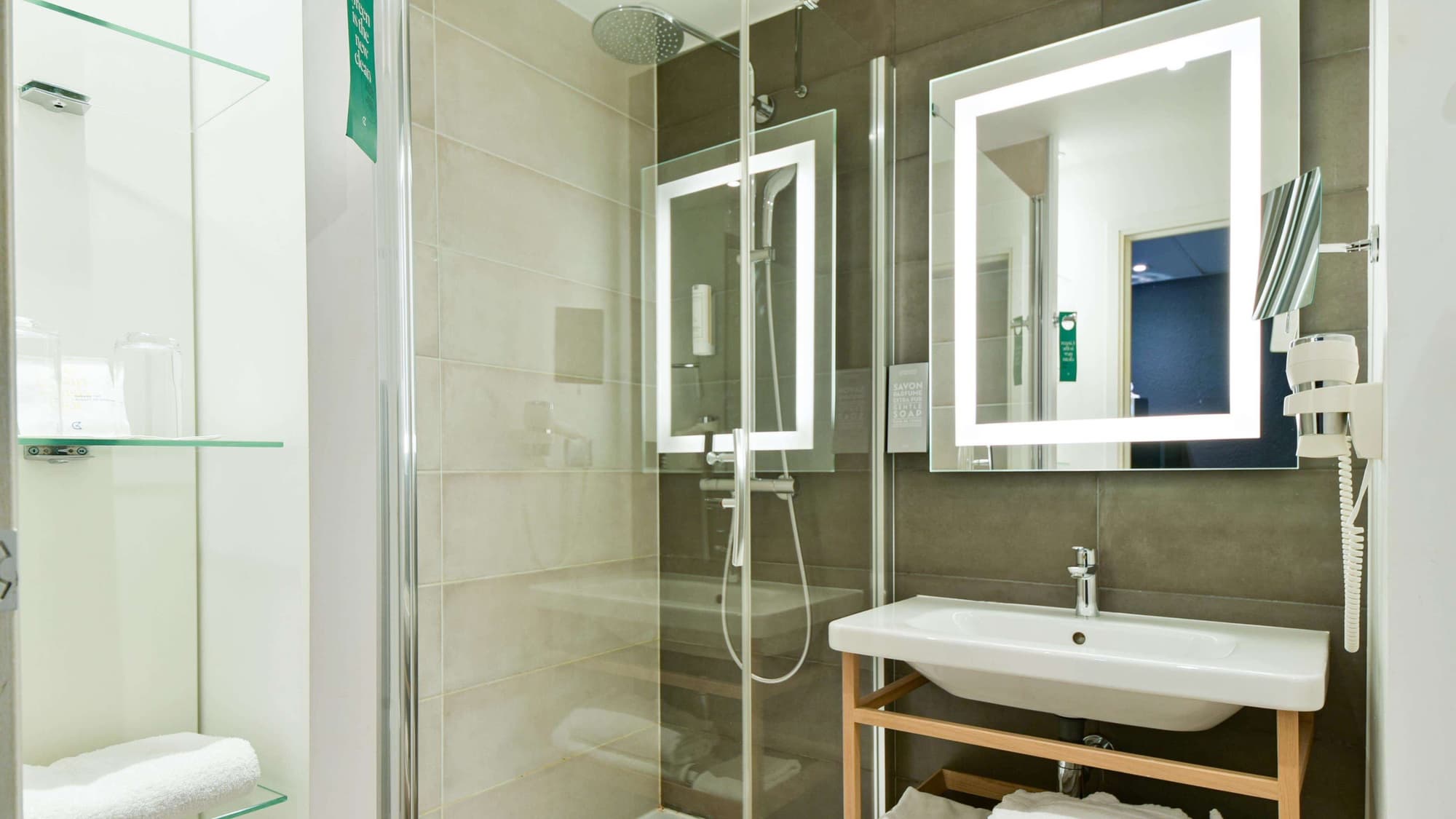 Golden Tulip Roissy Saint Witz
