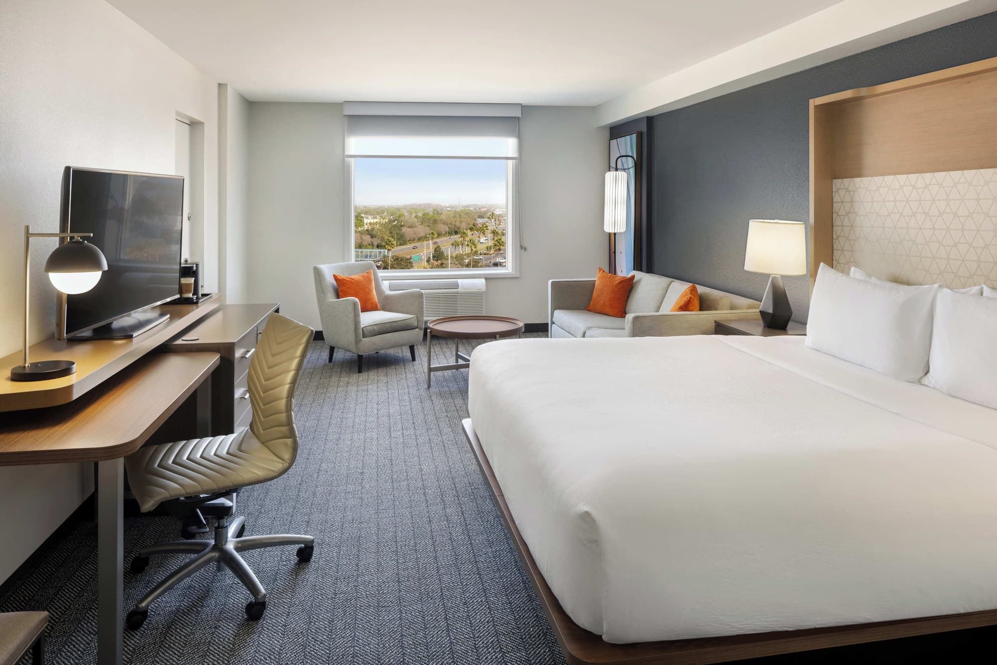 Courtyard by Marriott across Universal Orlando