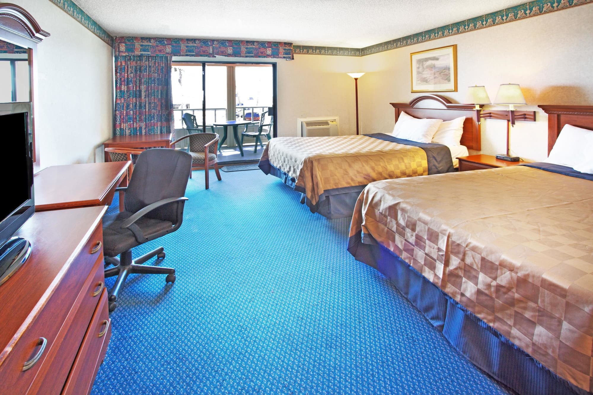 Travelodge by Wyndham Ocean Front