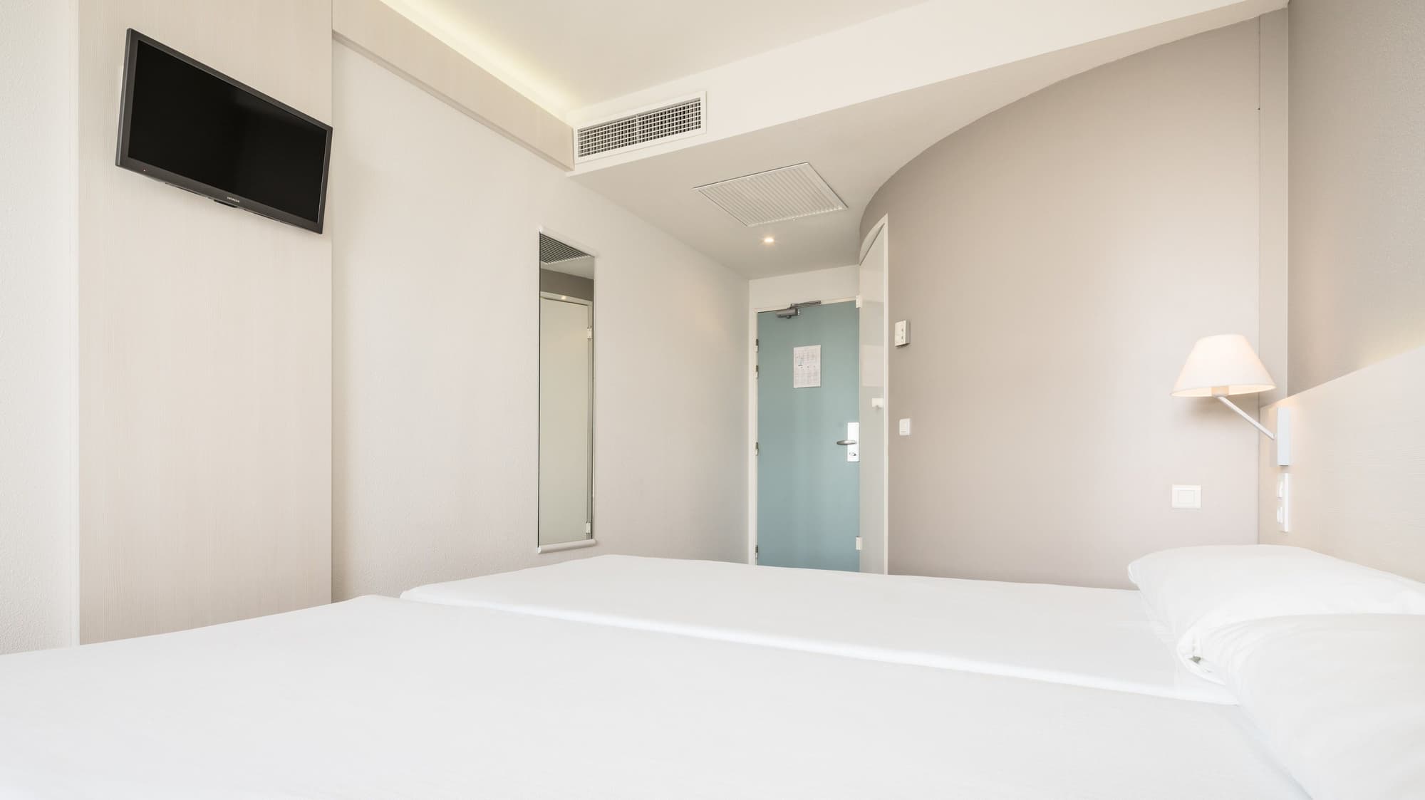 Hotel ILUNION Valencia 3