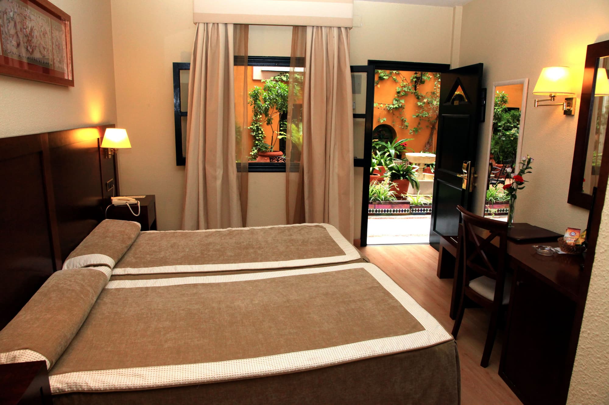 Hotel Cervantes